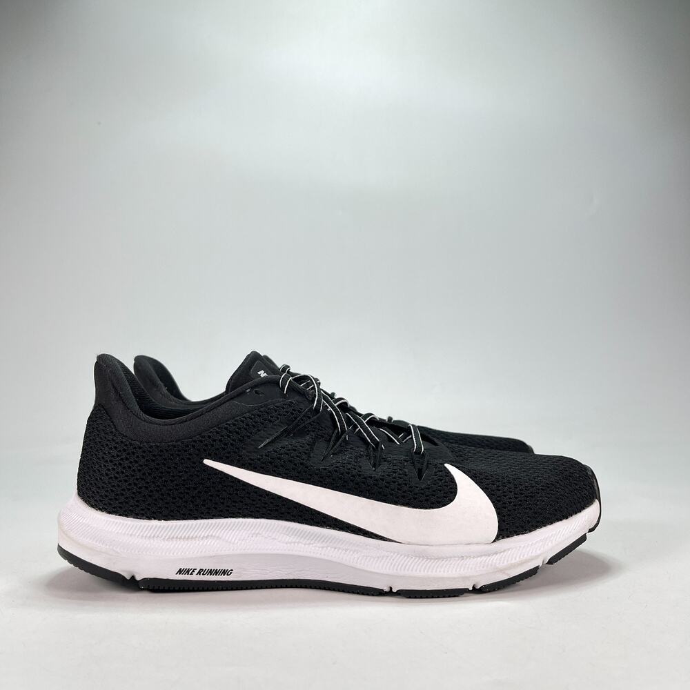 Nike Quest 2 Black White Athletic Lace Running Shoes CI3803-004 Women's Size 8.5
